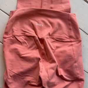 Andar Women's Coral Leggings